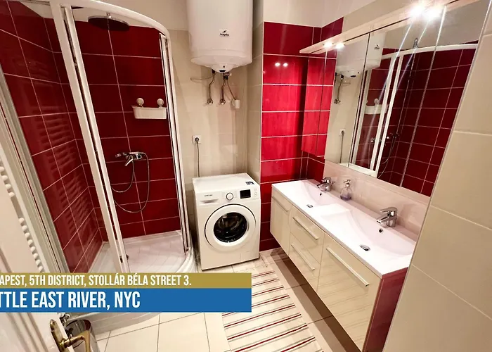 Little East River Premium Apt شقة