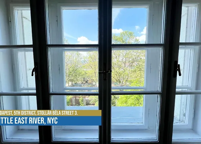 Little East River Premium Apt